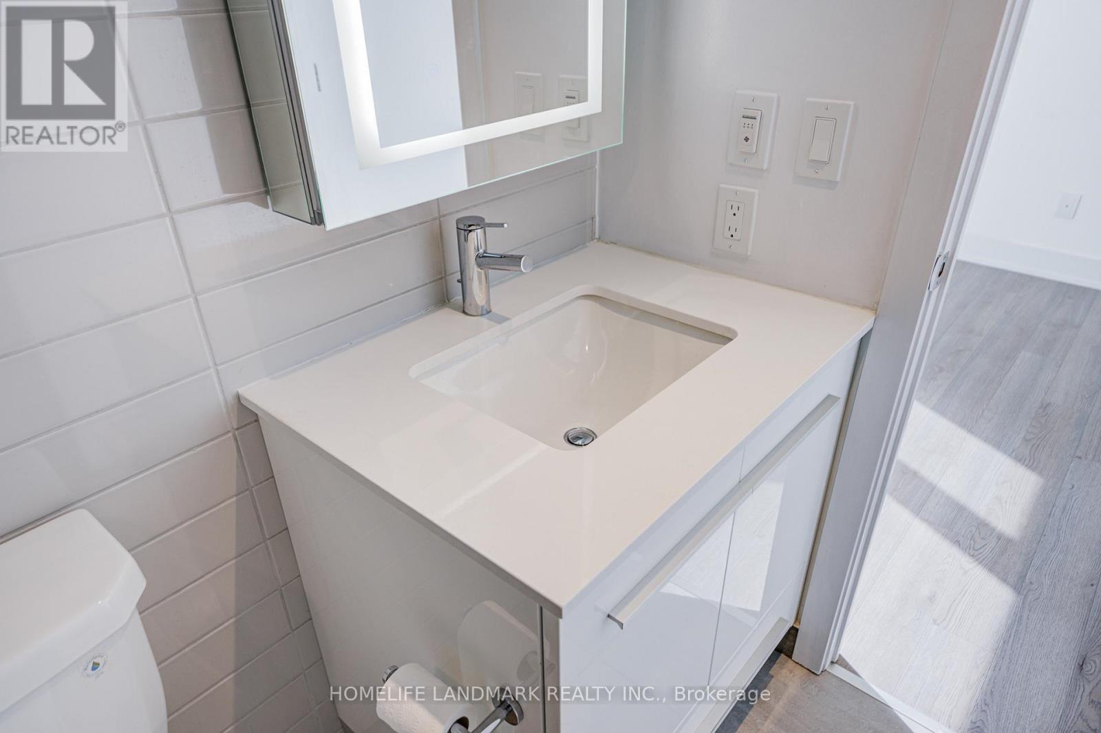 2006 - 8 Cumberland Street, Toronto, Ontario  M4W 0B6 - Photo 33 - C12829038