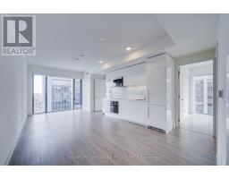 2006 - 8 CUMBERLAND STREET, Toronto, Ontario