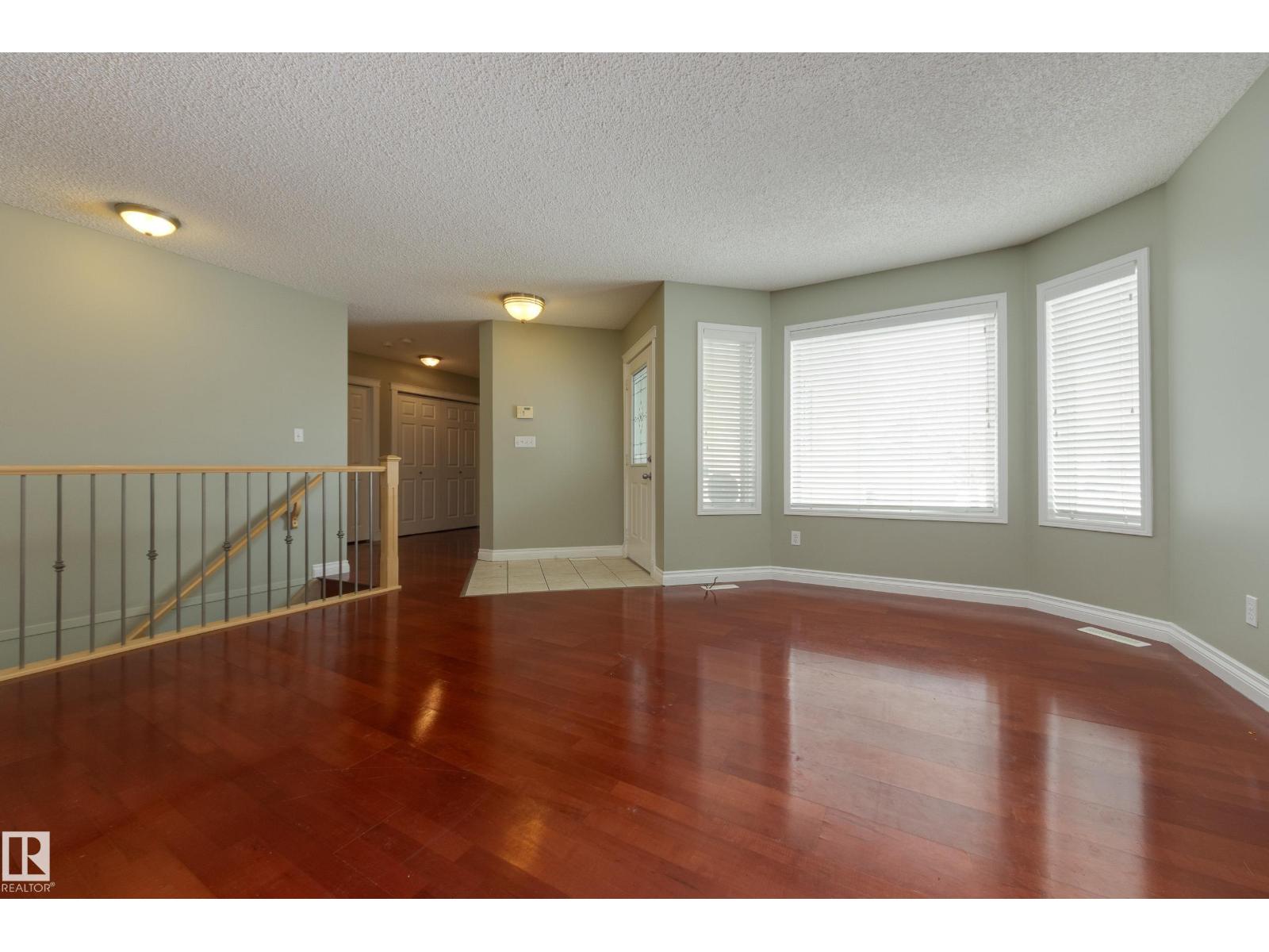 9916 178 Av Nw, Edmonton, Alberta  T5X 5X2 - Photo 11 - E4475254