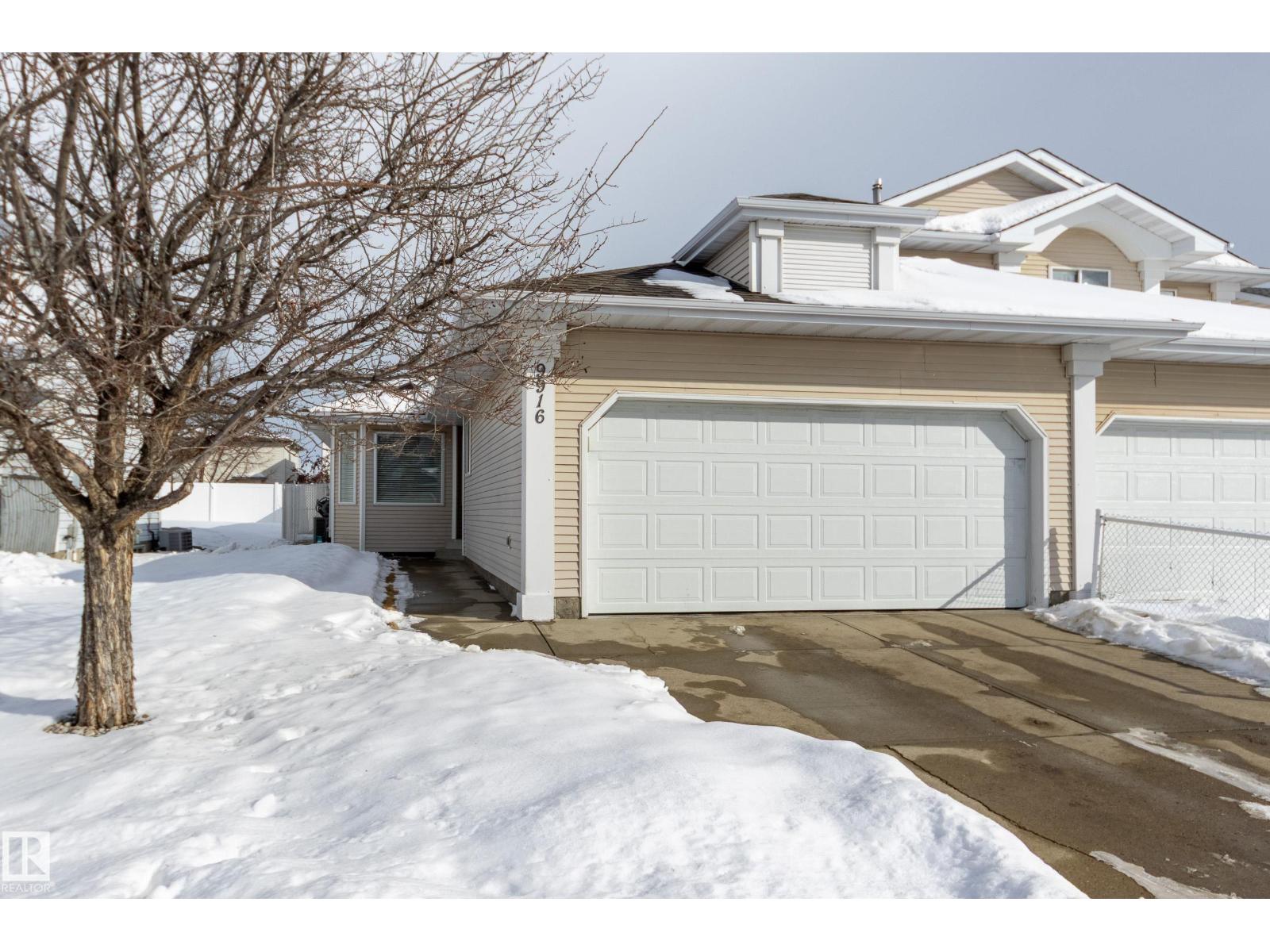 9916 178 Av Nw, Edmonton, Alberta  T5X 5X2 - Photo 4 - E4475254