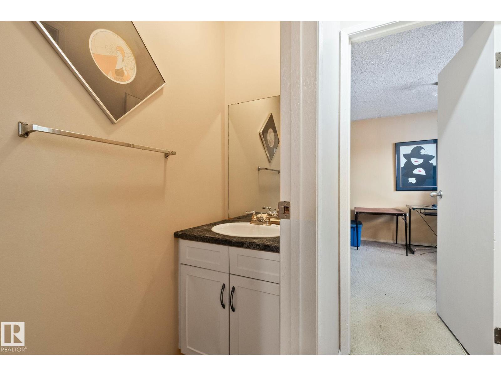 313 Willow Co Nw, Edmonton, Alberta  T5T 2K7 - Photo 10 - E4475259