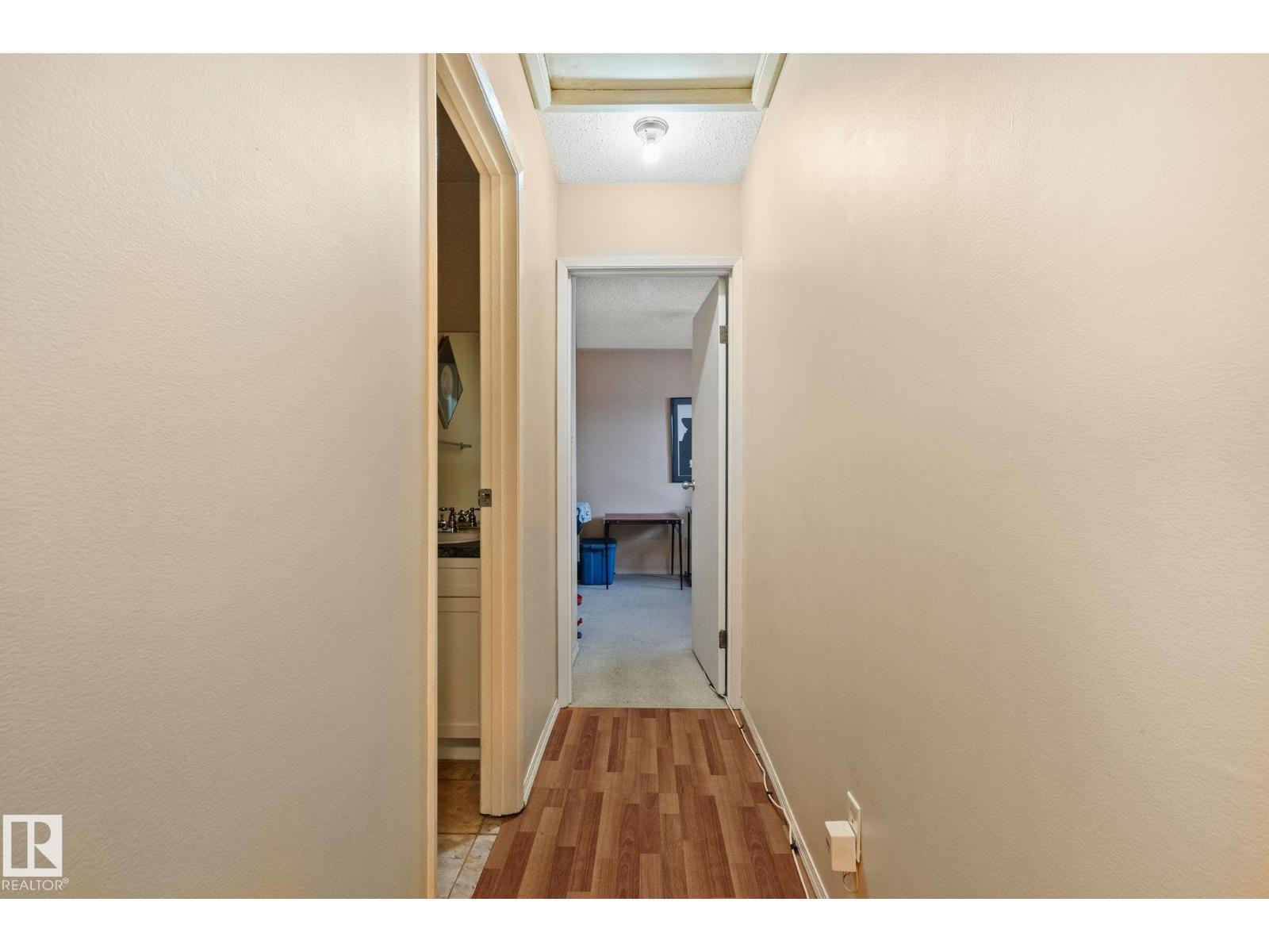 313 Willow Co Nw, Edmonton, Alberta  T5T 2K7 - Photo 9 - E4475259