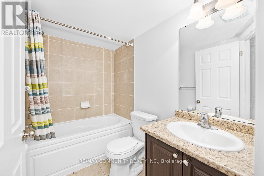 25 Kawneer Terrace, Toronto, Ontario  M1P 3A9 - Photo 18 - E12828996