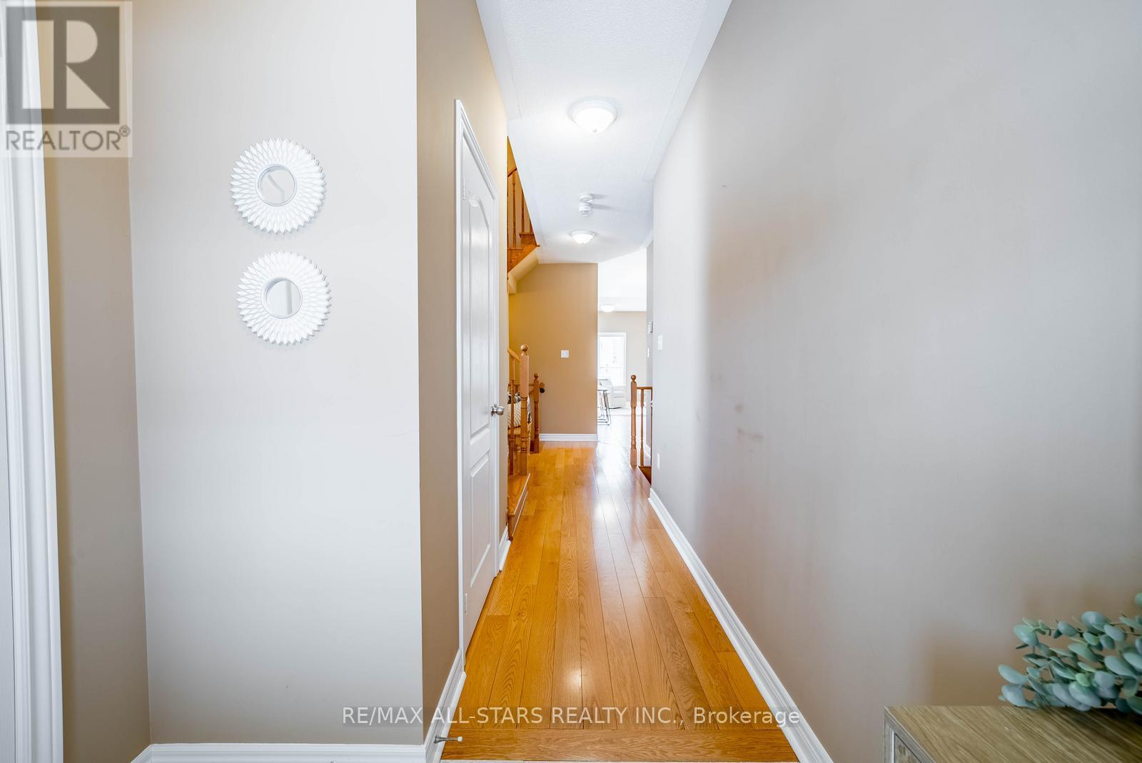 2 Bud Doucette Court, Uxbridge, Ontario  L9P 0E4 - Photo 5 - N12829014