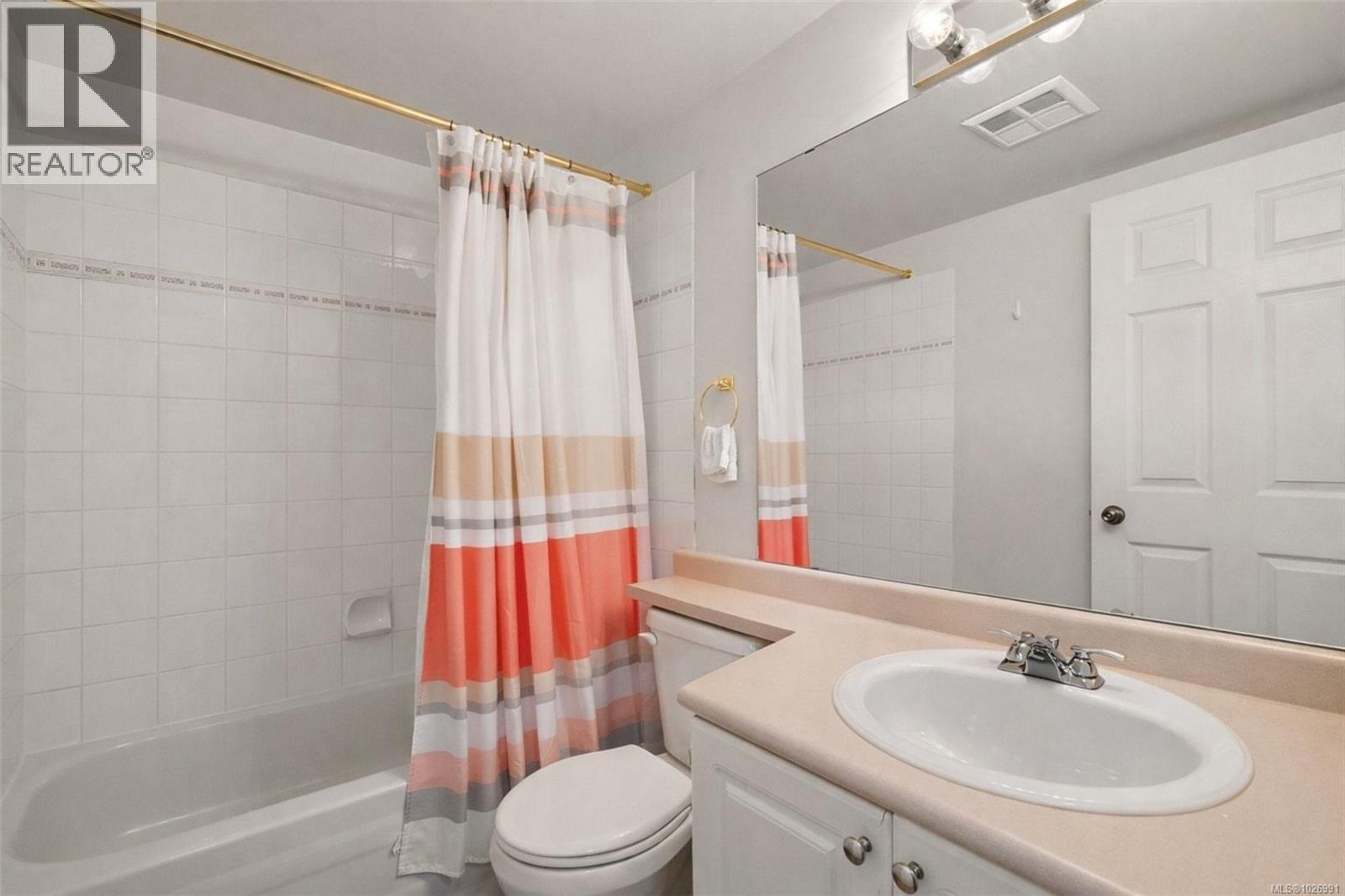 302 1710 Fort St, Victoria, British Columbia  V8R 1J2 - Photo 12 - 1026991