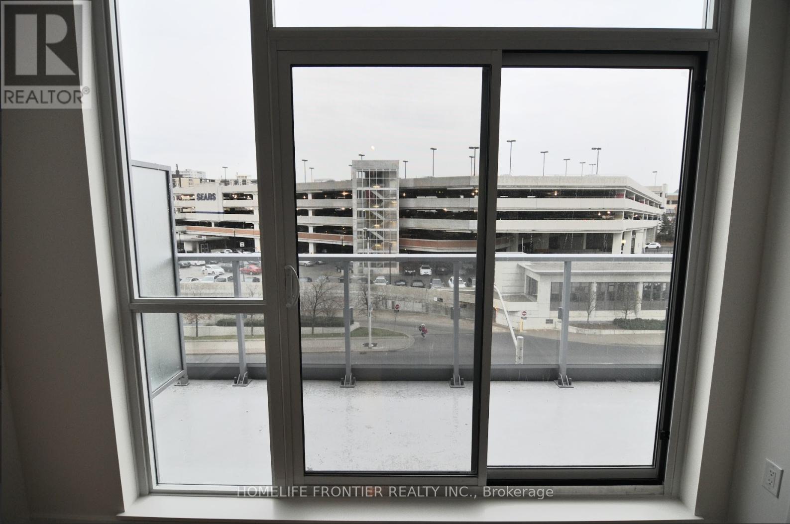 323 - 70 Forest Manor Road, Toronto, Ontario  M2J 0A9 - Photo 10 - C12826592