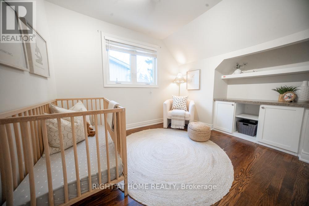 155 Cheverie Street, Oakville, Ontario  L6J 6C3 - Photo 18 - W12829002