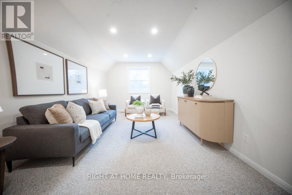 155 Cheverie Street, Oakville, Ontario  L6J 6C3 - Photo 20 - W12829002