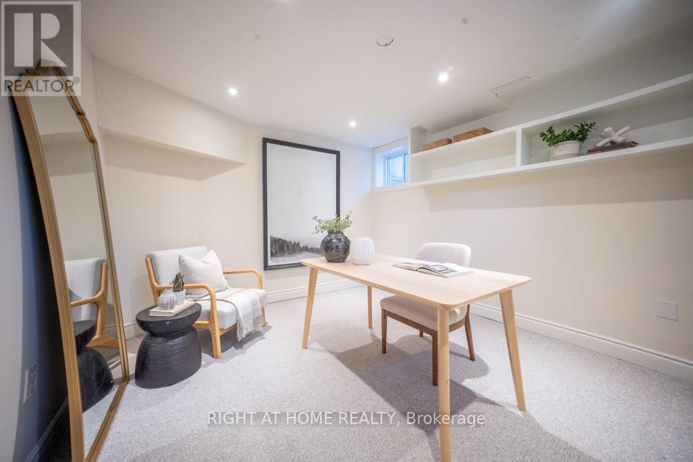 155 Cheverie Street, Oakville, Ontario  L6J 6C3 - Photo 36 - W12829002