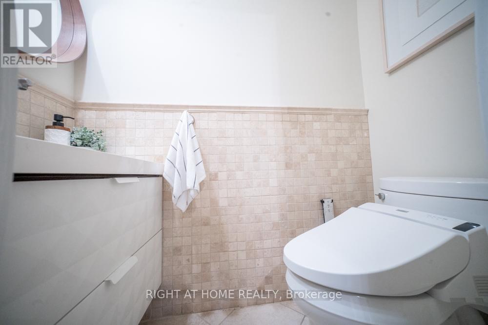 155 Cheverie Street, Oakville, Ontario  L6J 6C3 - Photo 40 - W12829002