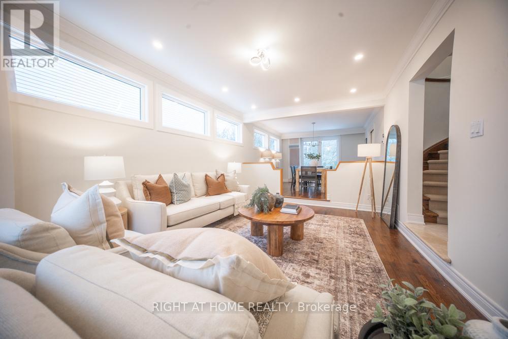 155 Cheverie Street, Oakville, Ontario  L6J 6C3 - Photo 6 - W12829002