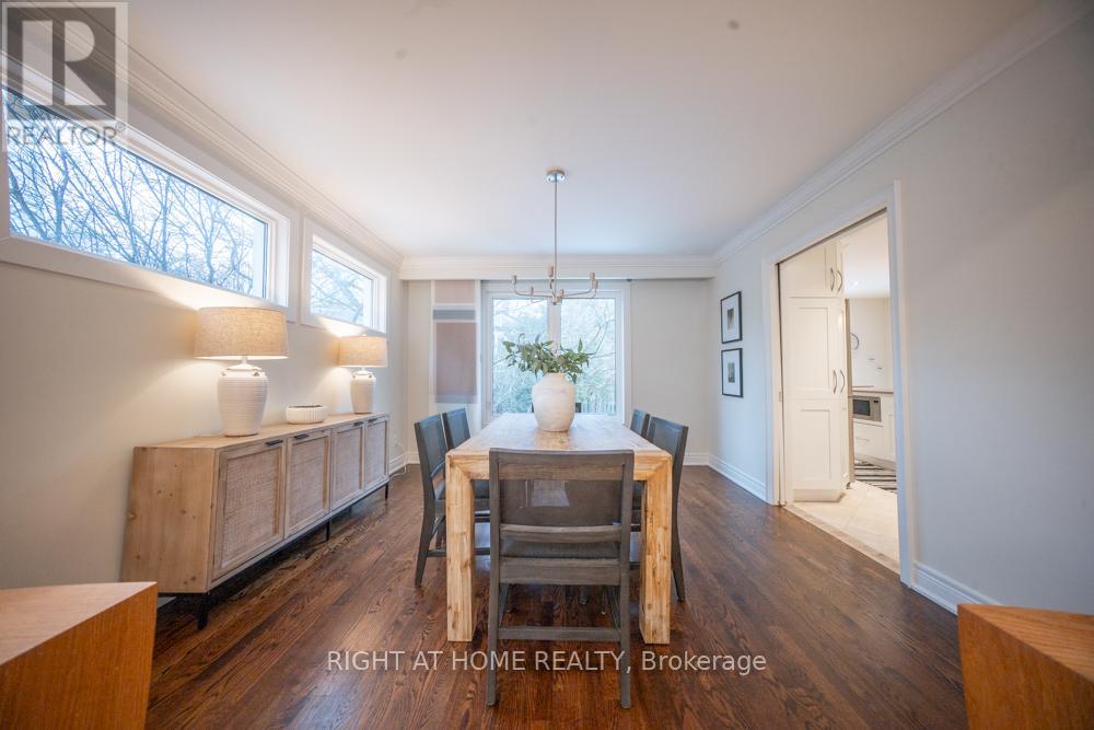 155 Cheverie Street, Oakville, Ontario  L6J 6C3 - Photo 7 - W12829002