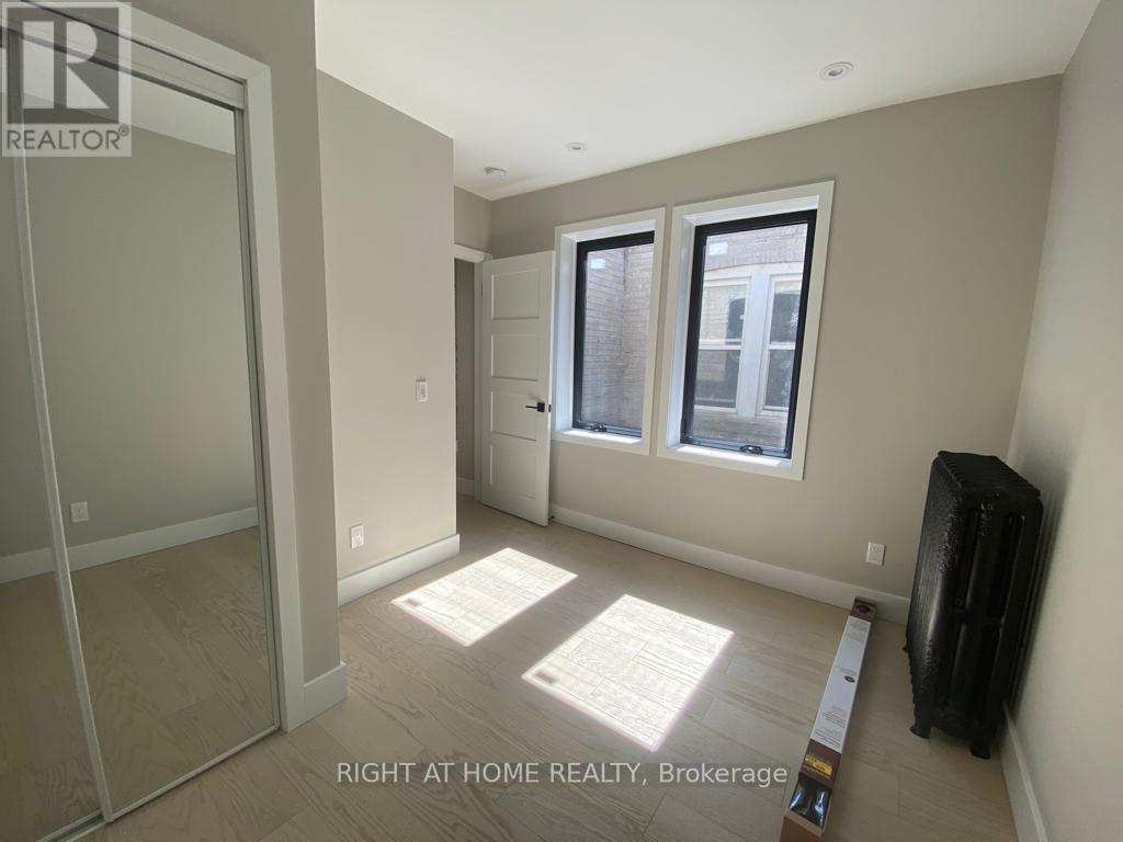 3b - 411 Roncesvalles Avenue, Toronto, Ontario  M6R 3B2 - Photo 5 - W12829006