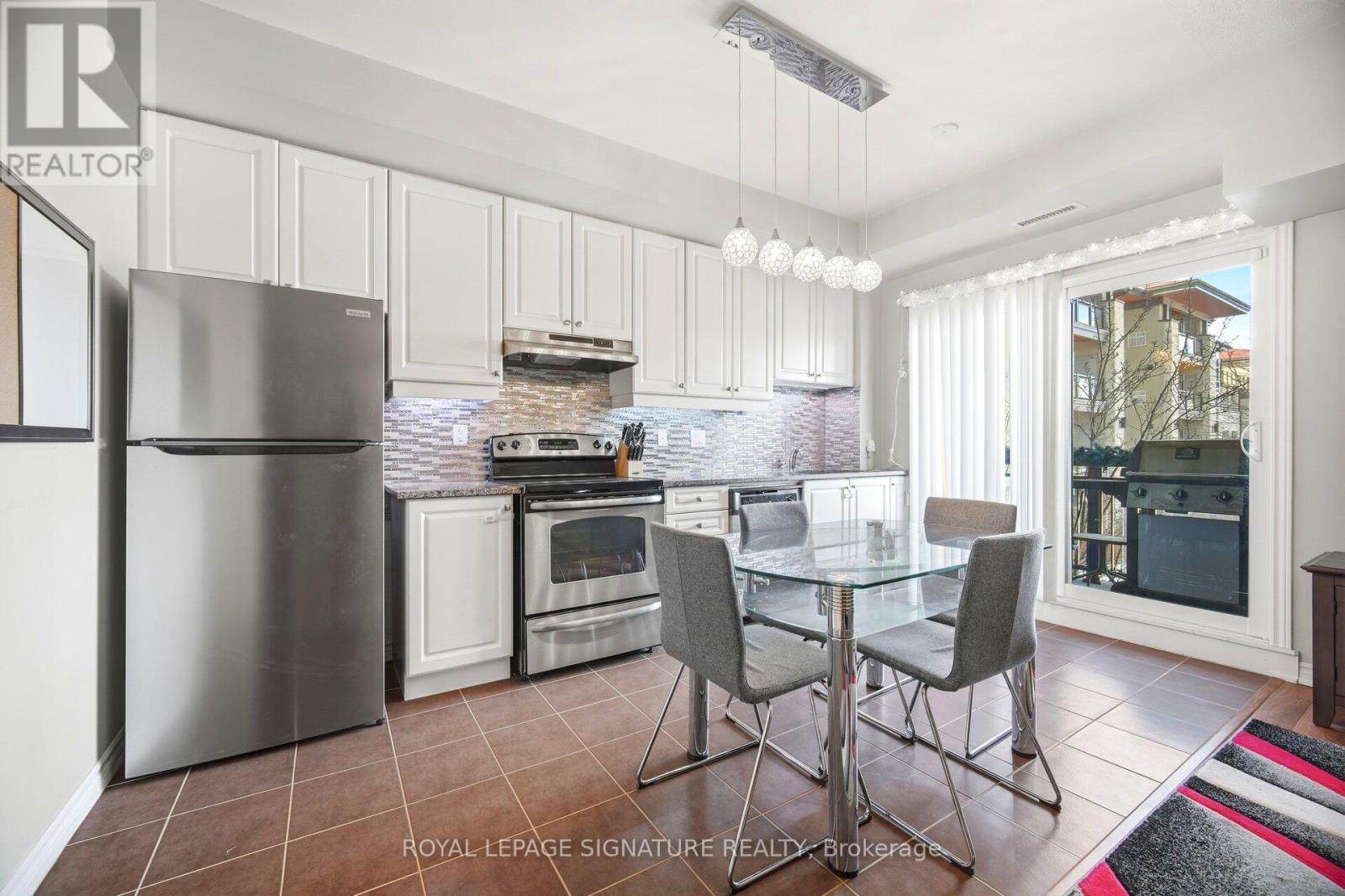 231 - 570 Lolita Gardens, Mississauga, Ontario  L5A 0A1 - Photo 17 - W12829010