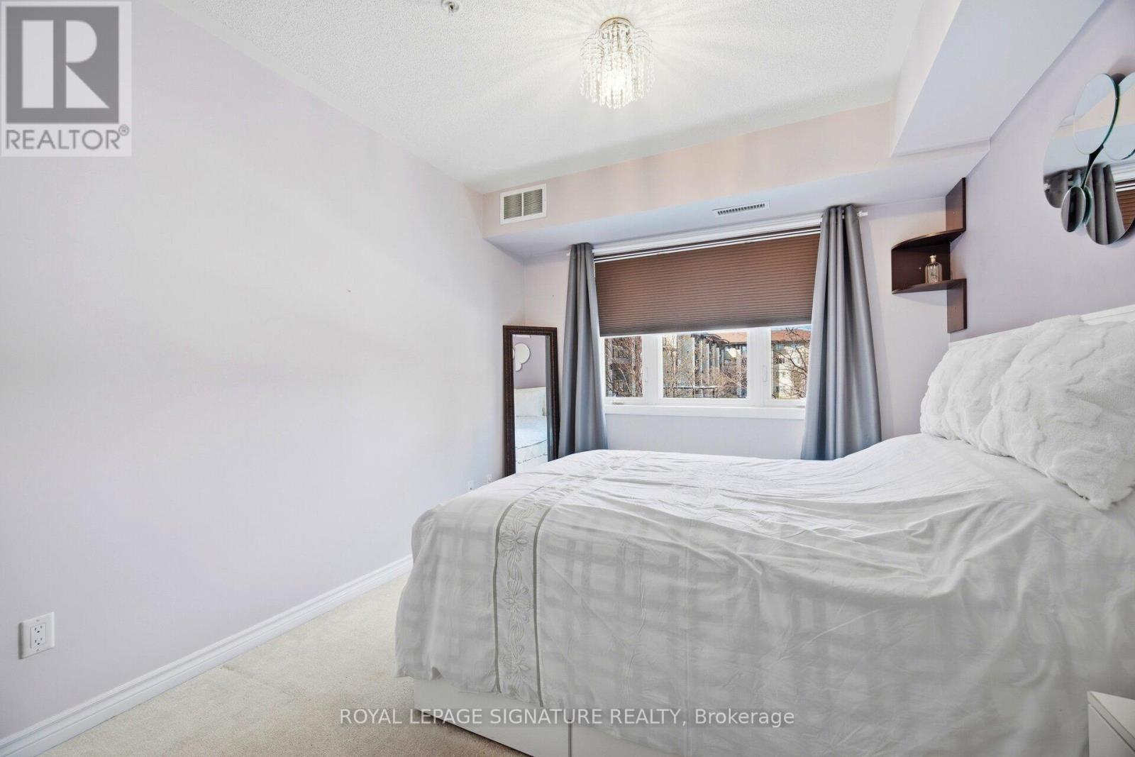 231 - 570 Lolita Gardens, Mississauga, Ontario  L5A 0A1 - Photo 24 - W12829010