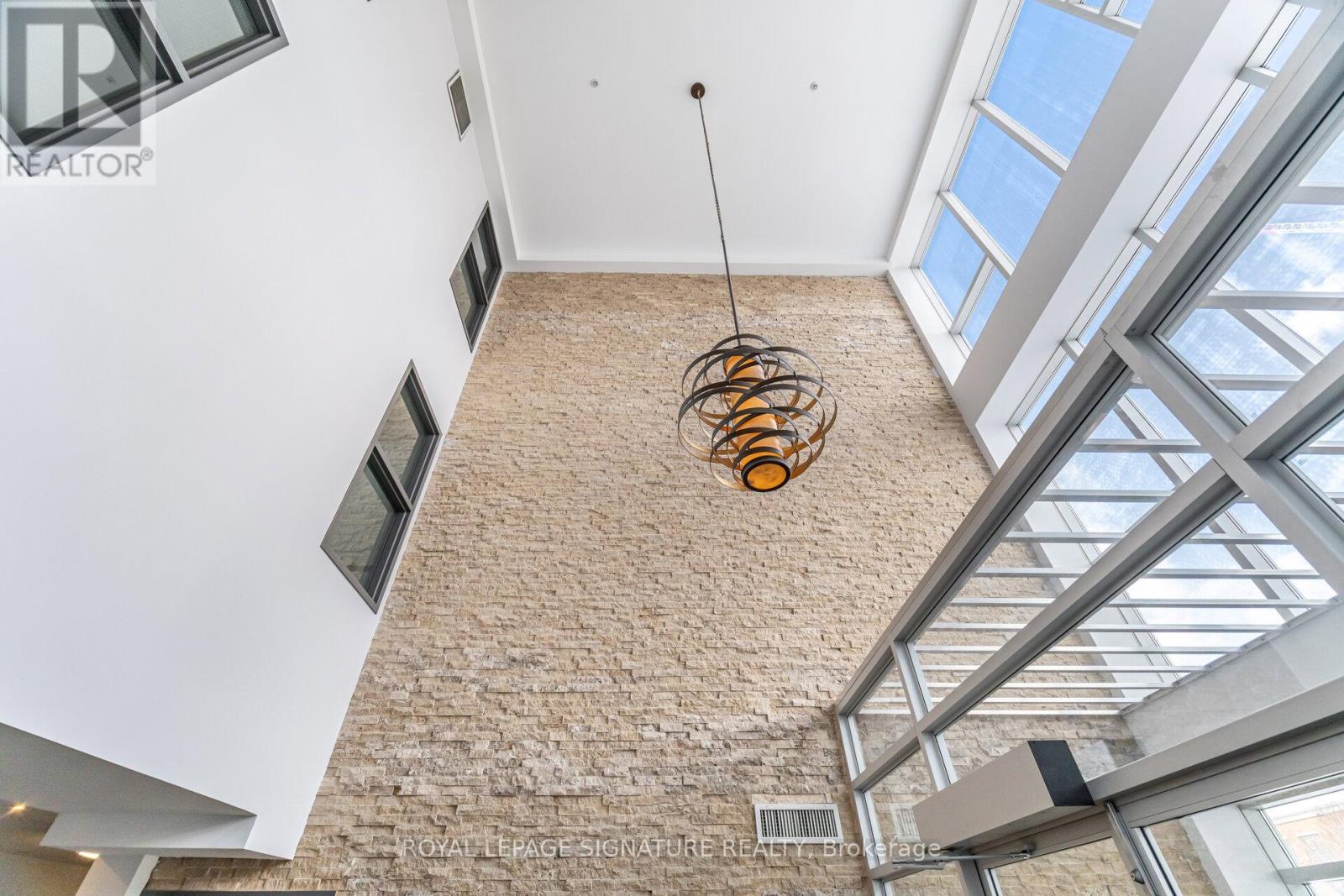 231 - 570 Lolita Gardens, Mississauga, Ontario  L5A 0A1 - Photo 7 - W12829010