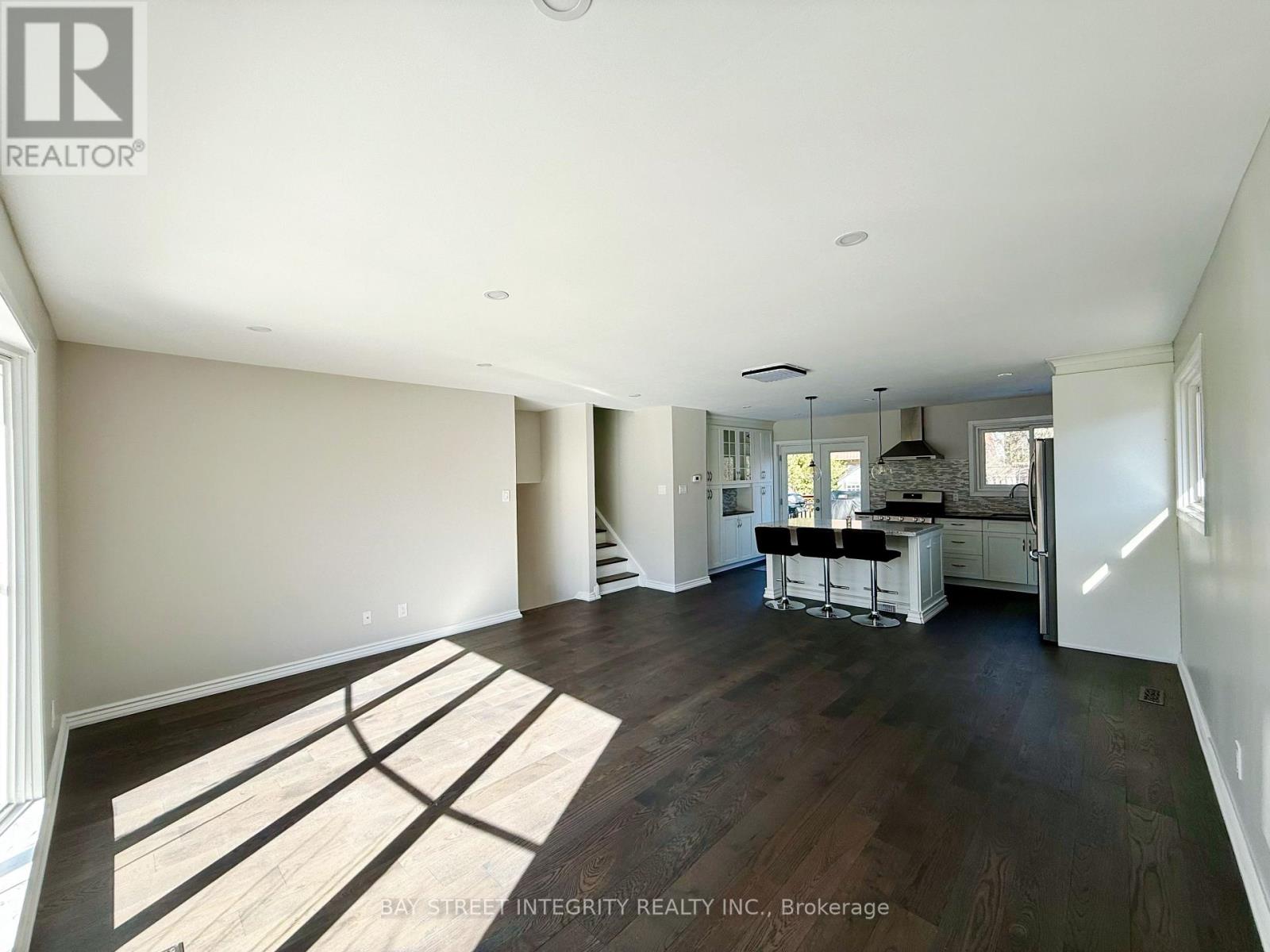 2193 Constance Drive, Oakville, Ontario  L6J 5L5 - Photo 18 - W12829030