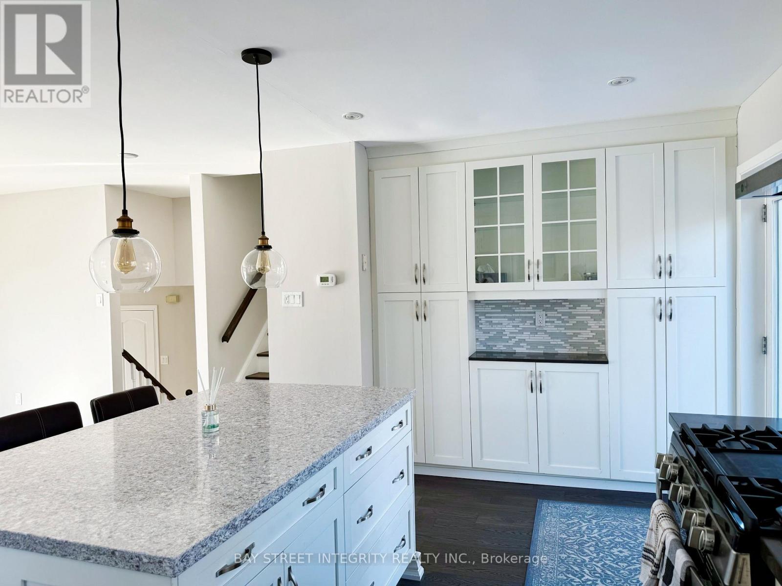 2193 Constance Drive, Oakville, Ontario  L6J 5L5 - Photo 23 - W12829030