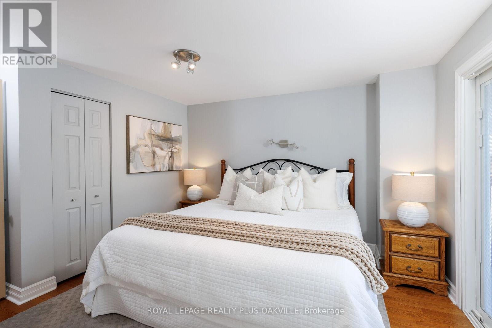 475 Sunset Drive, Oakville, Ontario  L6L 3N3 - Photo 26 - W12829054