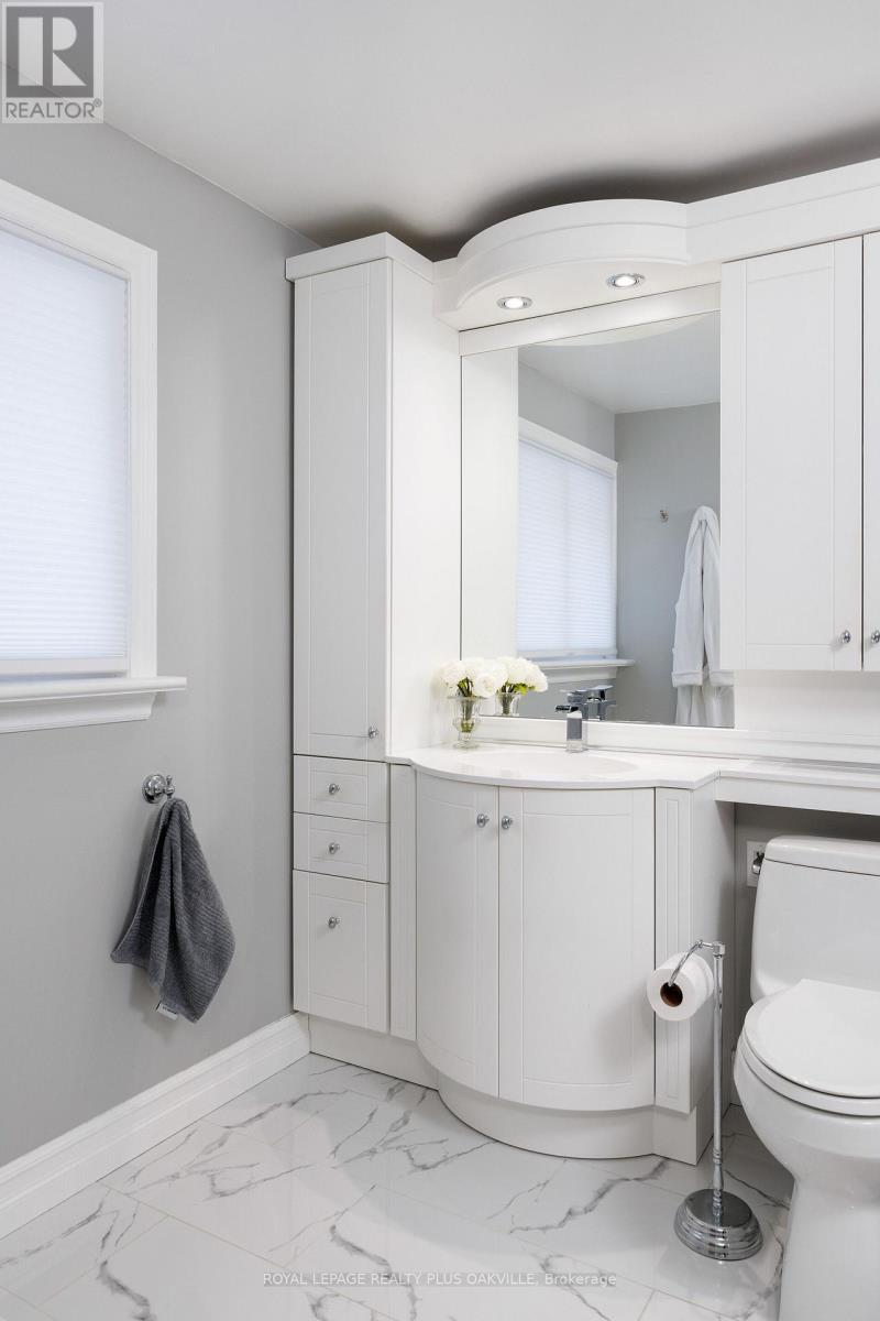 475 Sunset Drive, Oakville, Ontario  L6L 3N3 - Photo 29 - W12829054