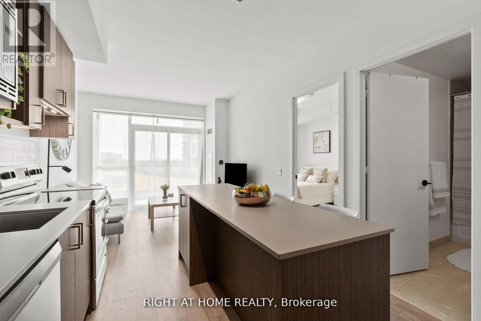 34 - 60 George Butchart Dr 509 Drive, Toronto, Ontario  M3K 0E1 - Photo 3 - W12829056