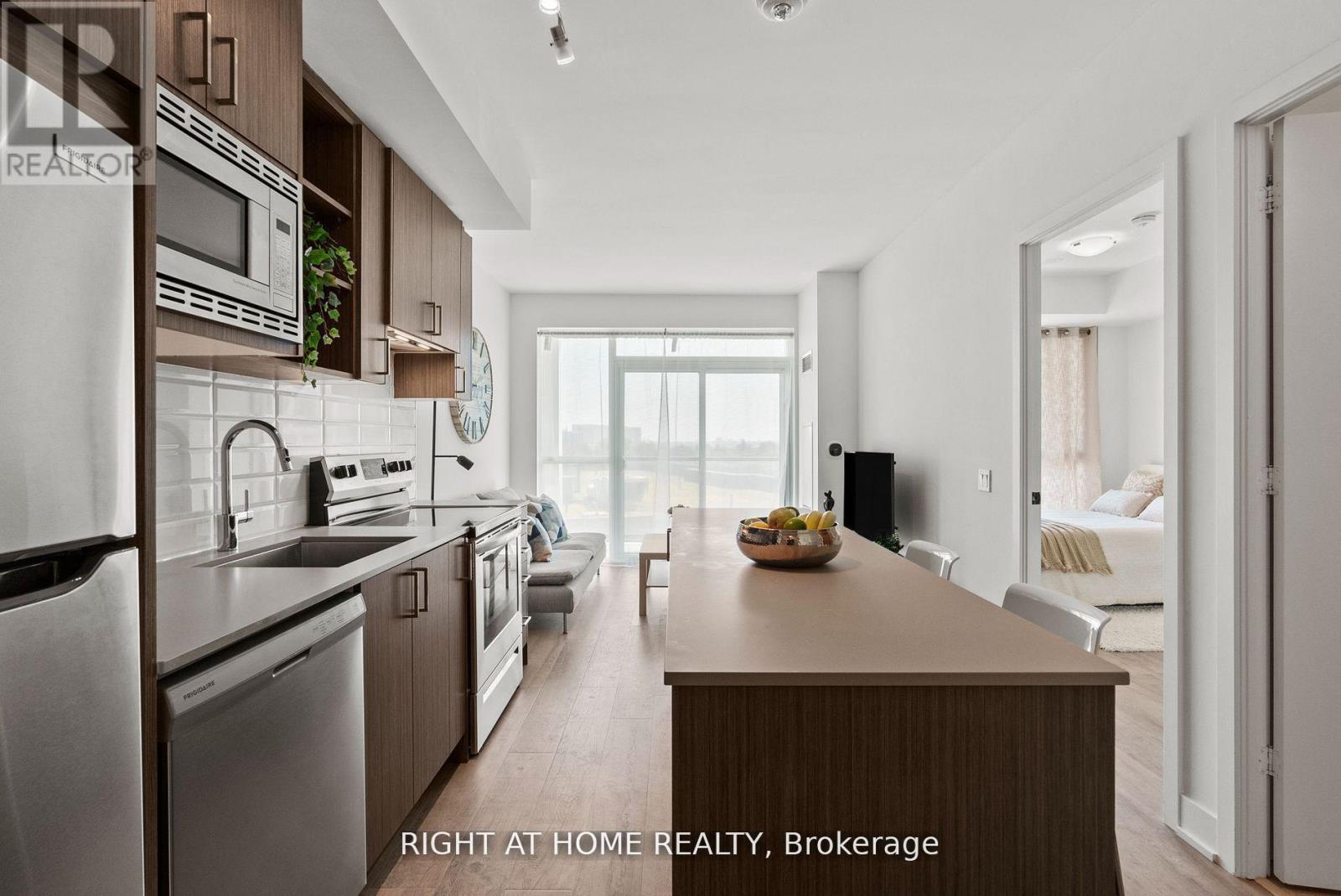 34 - 60 George Butchart Dr 509 Drive, Toronto, Ontario  M3K 0E1 - Photo 6 - W12829056