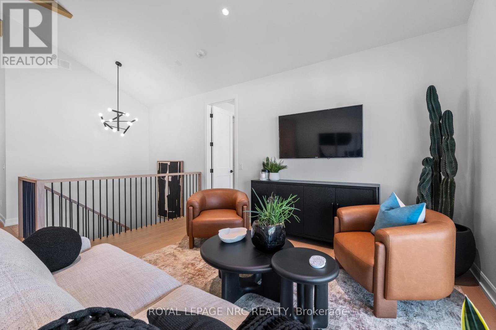 4 Page Street, Pelham, Ontario  L3E 0X3 - Photo 14 - X12789740