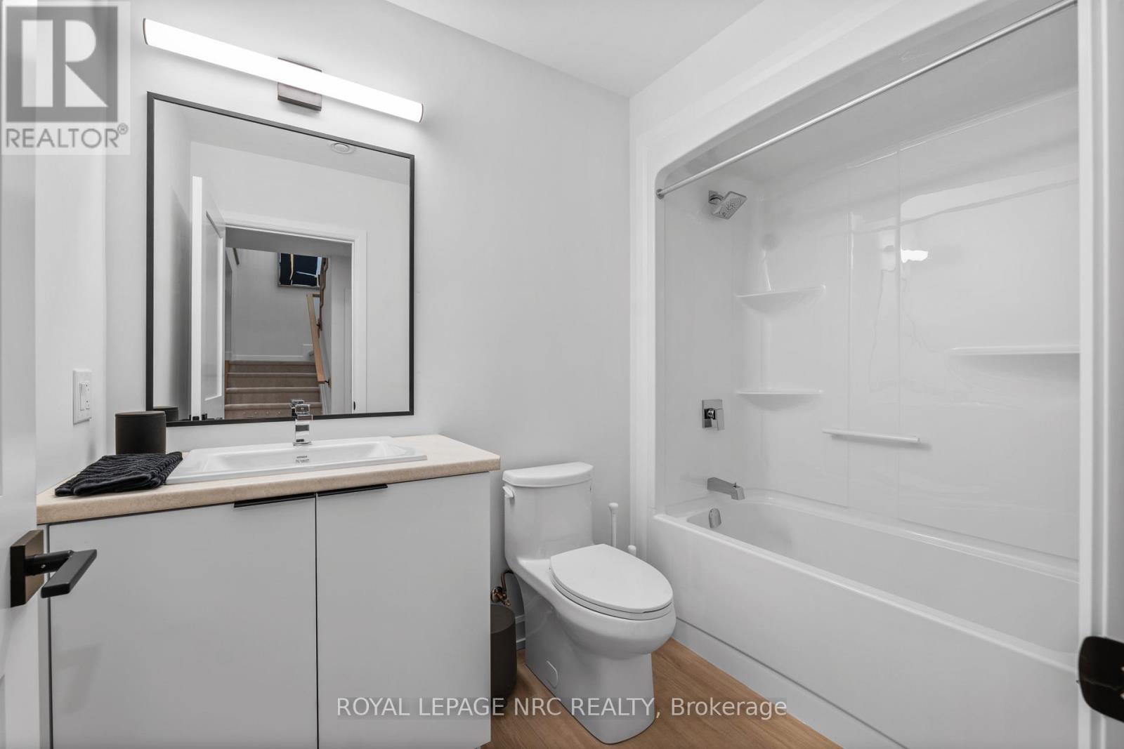 4 Page Street, Pelham, Ontario  L3E 0X3 - Photo 29 - X12789740