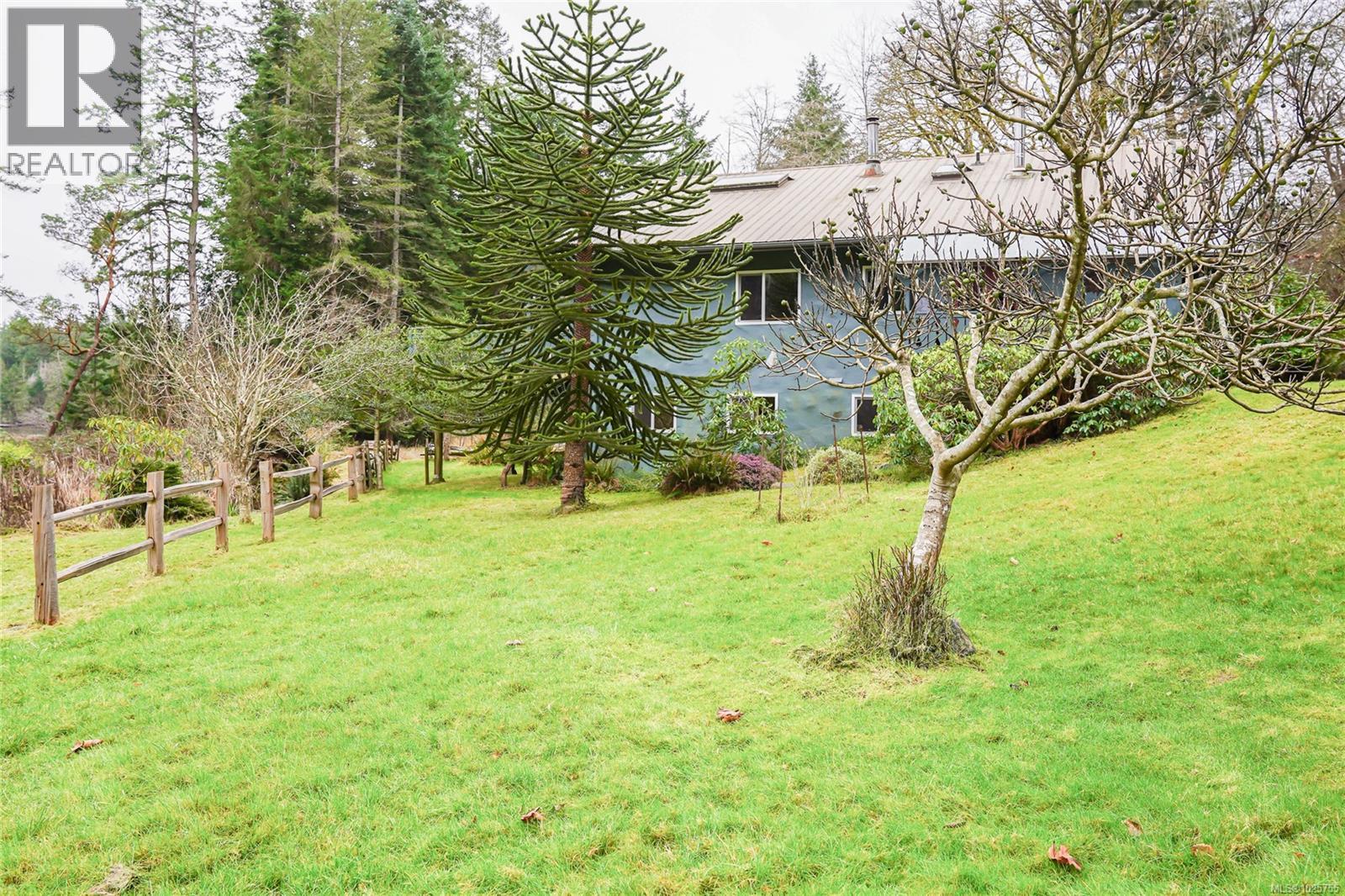 89 Pilkey Point Rd, Thetis Island, British Columbia  V0R 2Y0 - Photo 4 - 1025755