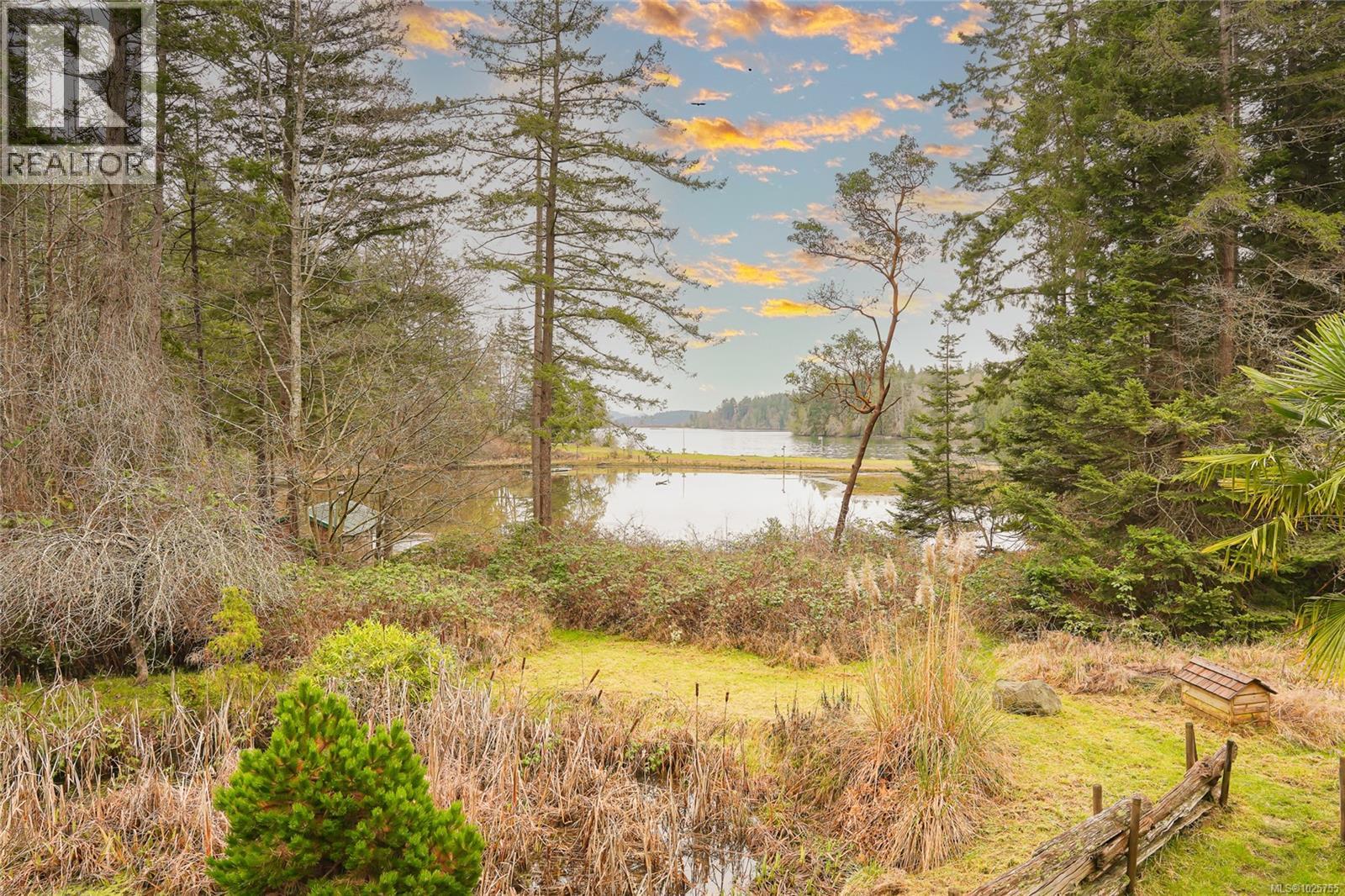 89 Pilkey Point Rd, Thetis Island, British Columbia  V0R 2Y0 - Photo 2 - 1025755