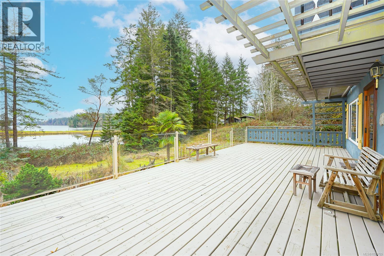 89 Pilkey Point Rd, Thetis Island, British Columbia