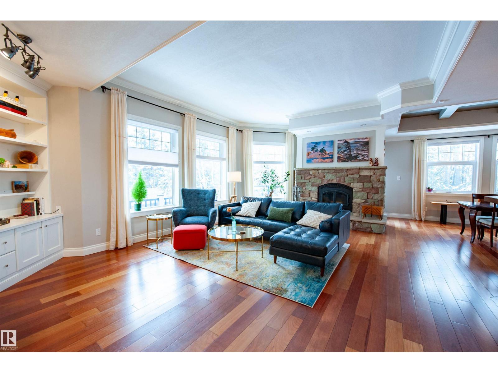 47 River Heights Dr Nw, Edmonton, Alberta  T6M 2R1 - Photo 3 - E4475260