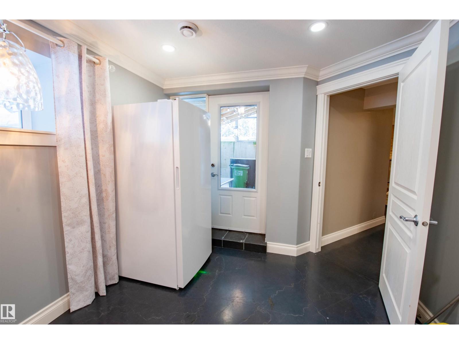 47 River Heights Dr Nw, Edmonton, Alberta  T6M 2R1 - Photo 45 - E4475260