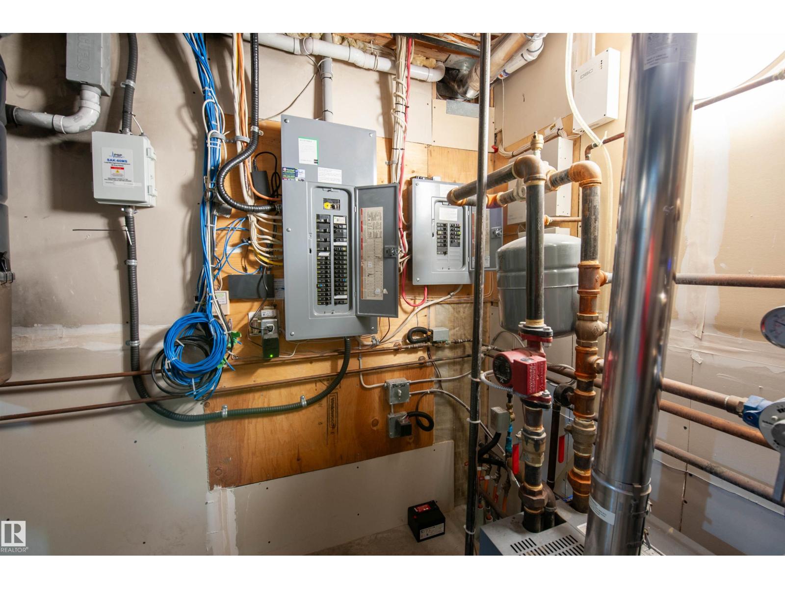 47 River Heights Dr Nw, Edmonton, Alberta  T6M 2R1 - Photo 56 - E4475260