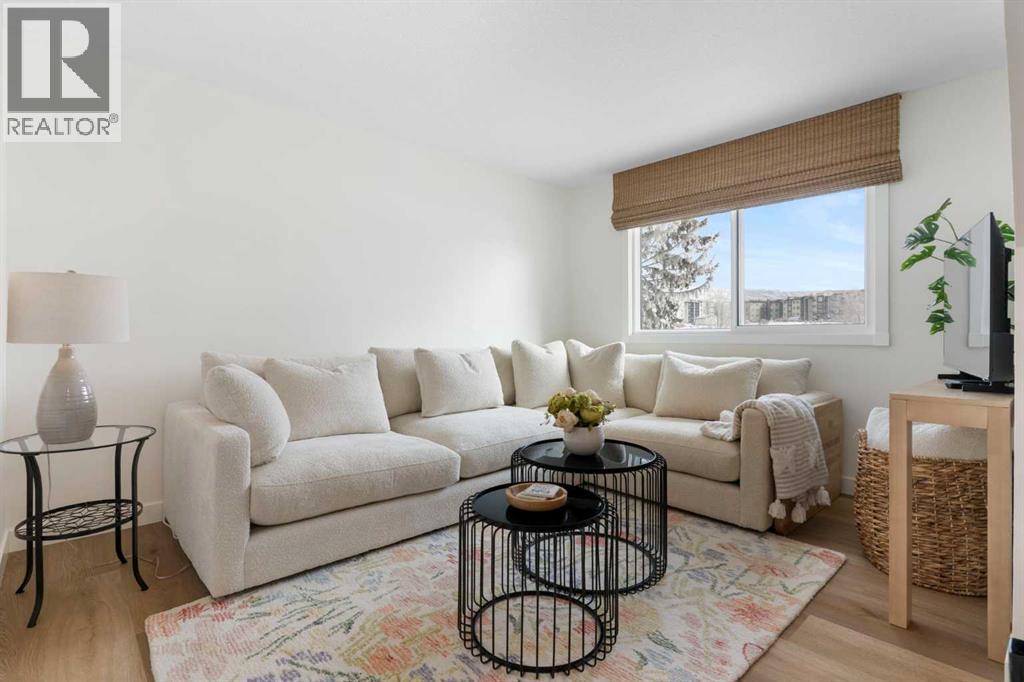 11, 73 Glenbrook Crescent, Cochrane, Alberta  T4C 1G1 - Photo 5 - A2287259