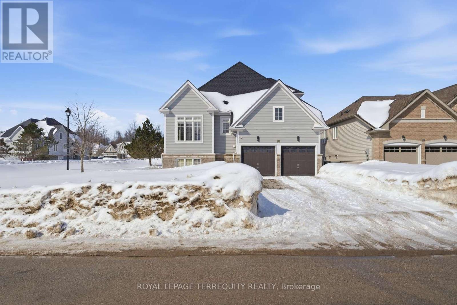 10 CULHAM TRAIL, Wasaga Beach, Ontario