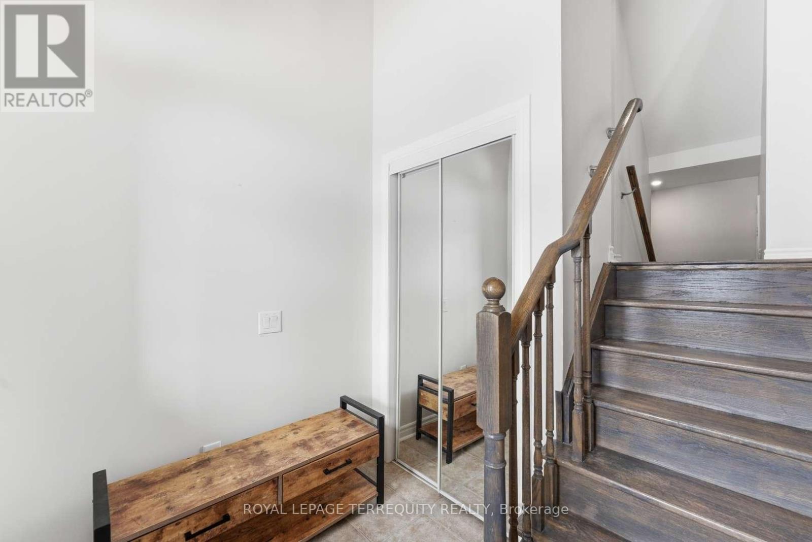 10 Culham Trail, Wasaga Beach, Ontario  L9Z 0C6 - Photo 16 - S12828964