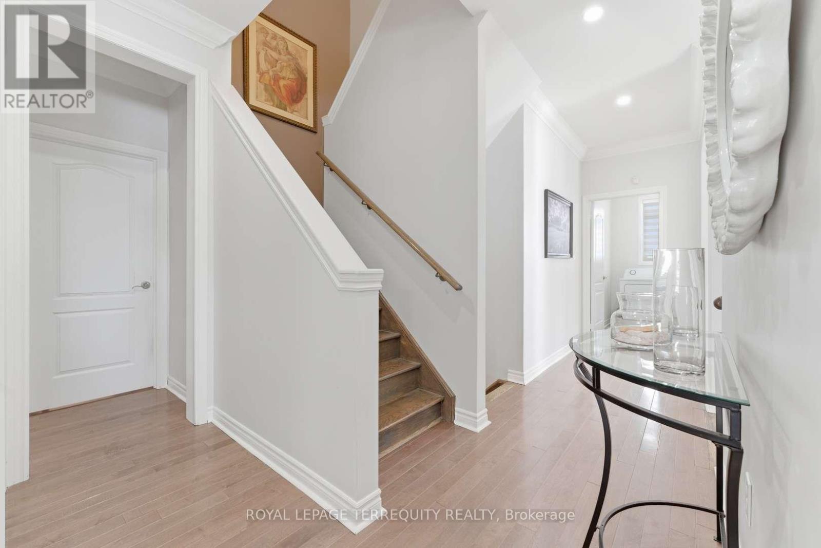 10 Culham Trail, Wasaga Beach, Ontario  L9Z 0C6 - Photo 17 - S12828964