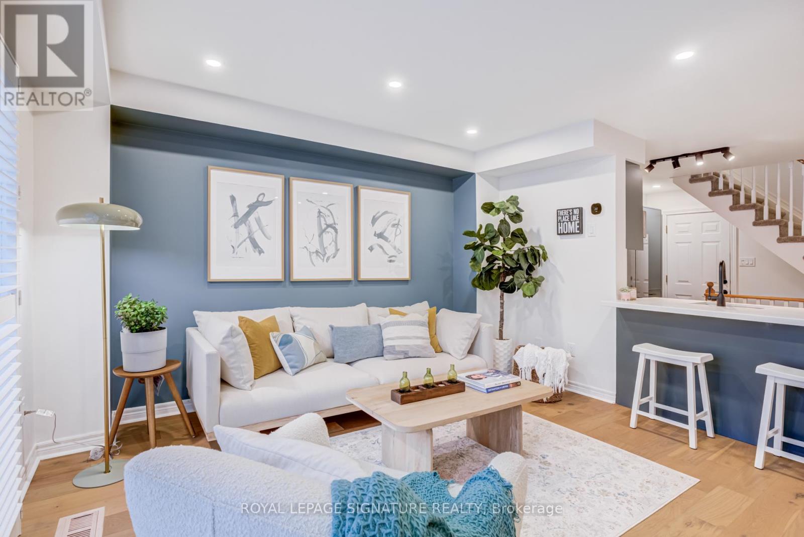 10 - 1050 GRAND BOULEVARD, Oakville, Ontario