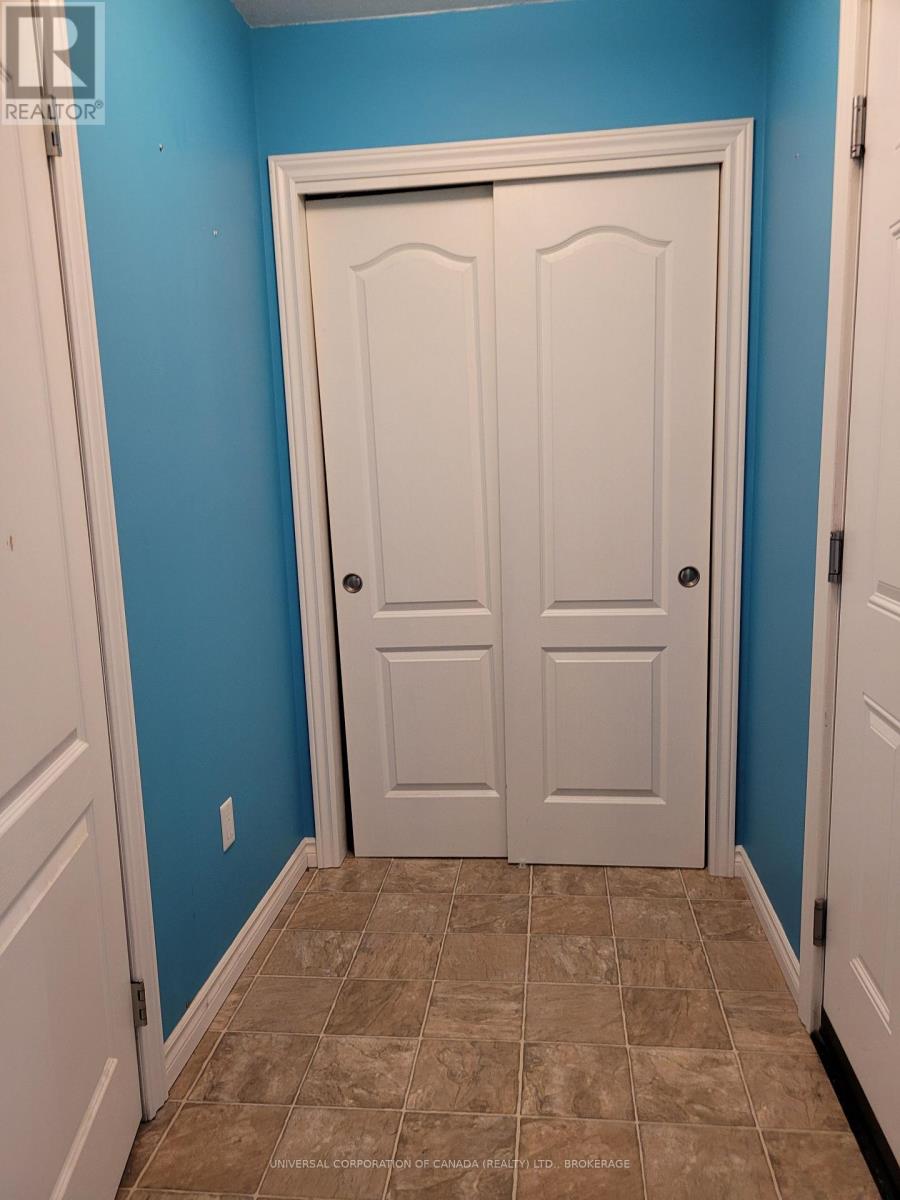 3293 Morrell Street, Brooke-Alvinston, Ontario  N0N 1A0 - Photo 21 - X12829068