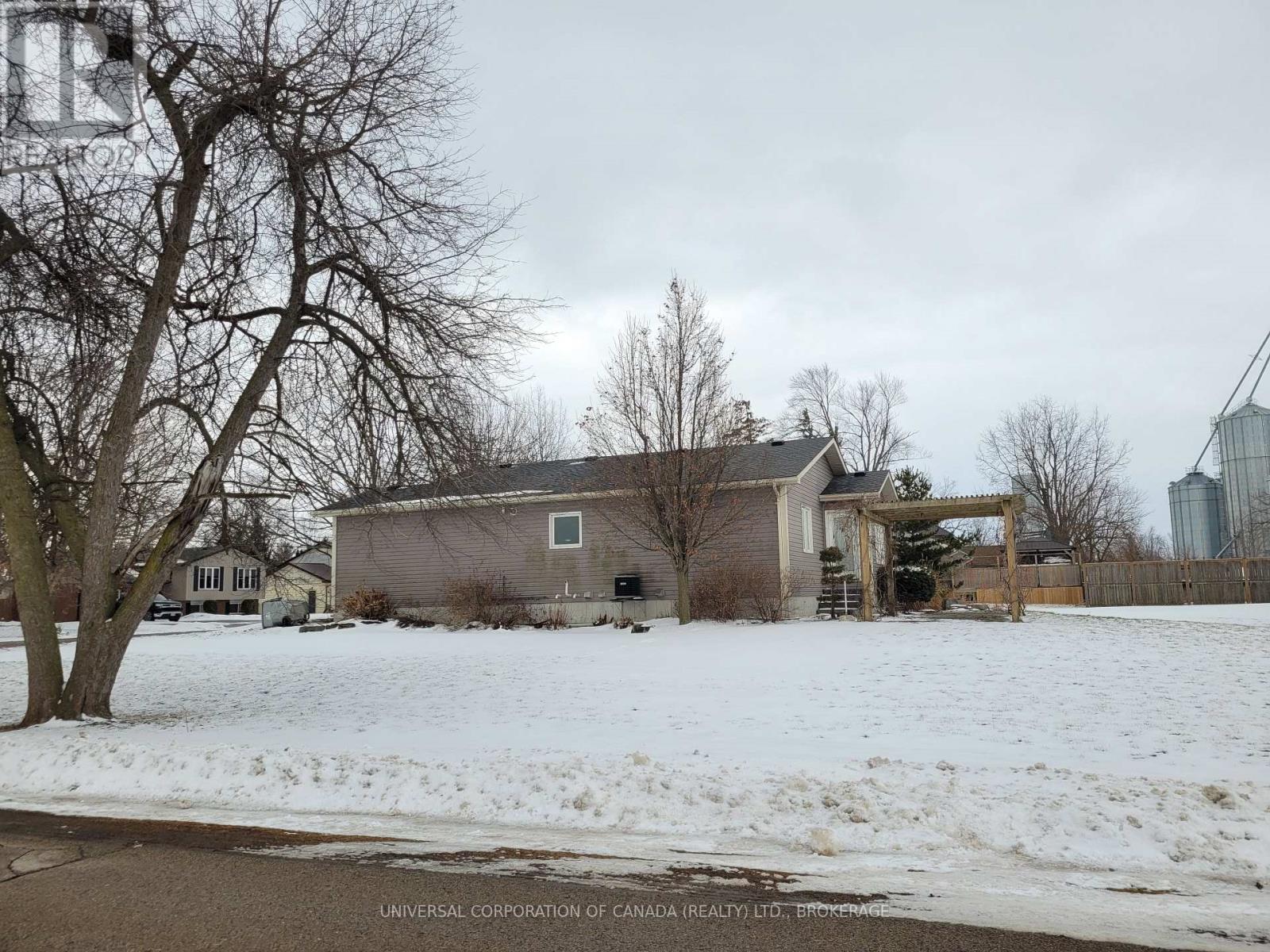 3293 Morrell Street, Brooke-Alvinston, Ontario  N0N 1A0 - Photo 22 - X12829068