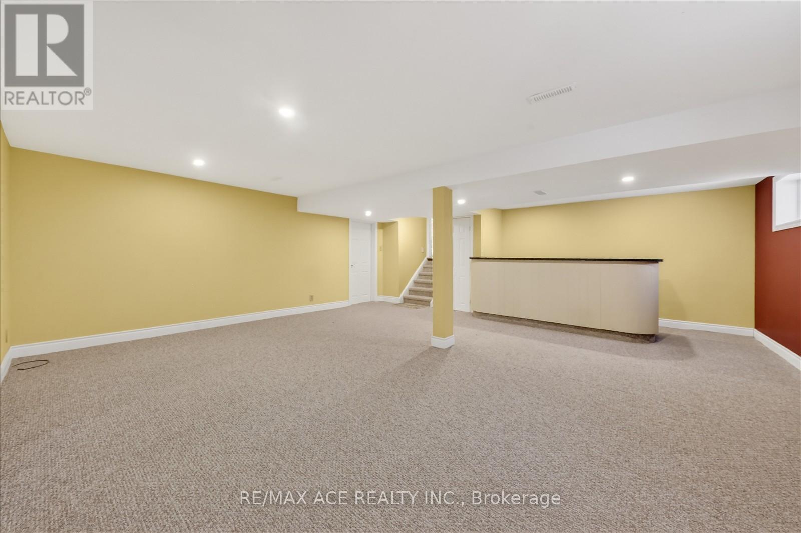 1719 Valentine Gardens, Mississauga (Clarkson), Ontario  L5J 1H4 - Photo 34 - W12813776