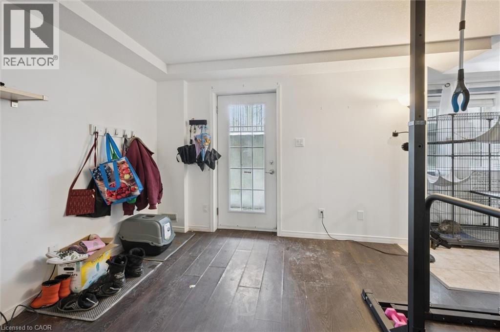 255 Maitland Street Unit# 5b, Kitchener, Ontario  N2R 0C8 - Photo 3 - 40806978