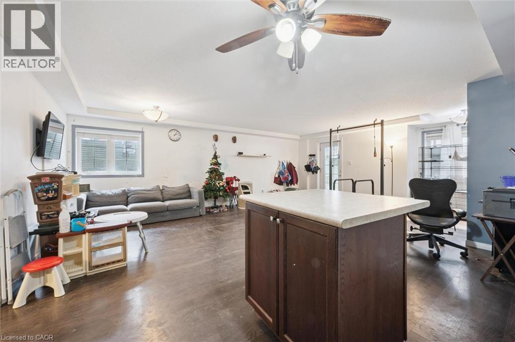 255 Maitland Street Unit# 5b, Kitchener, Ontario  N2R 0C8 - Photo 9 - 40806978