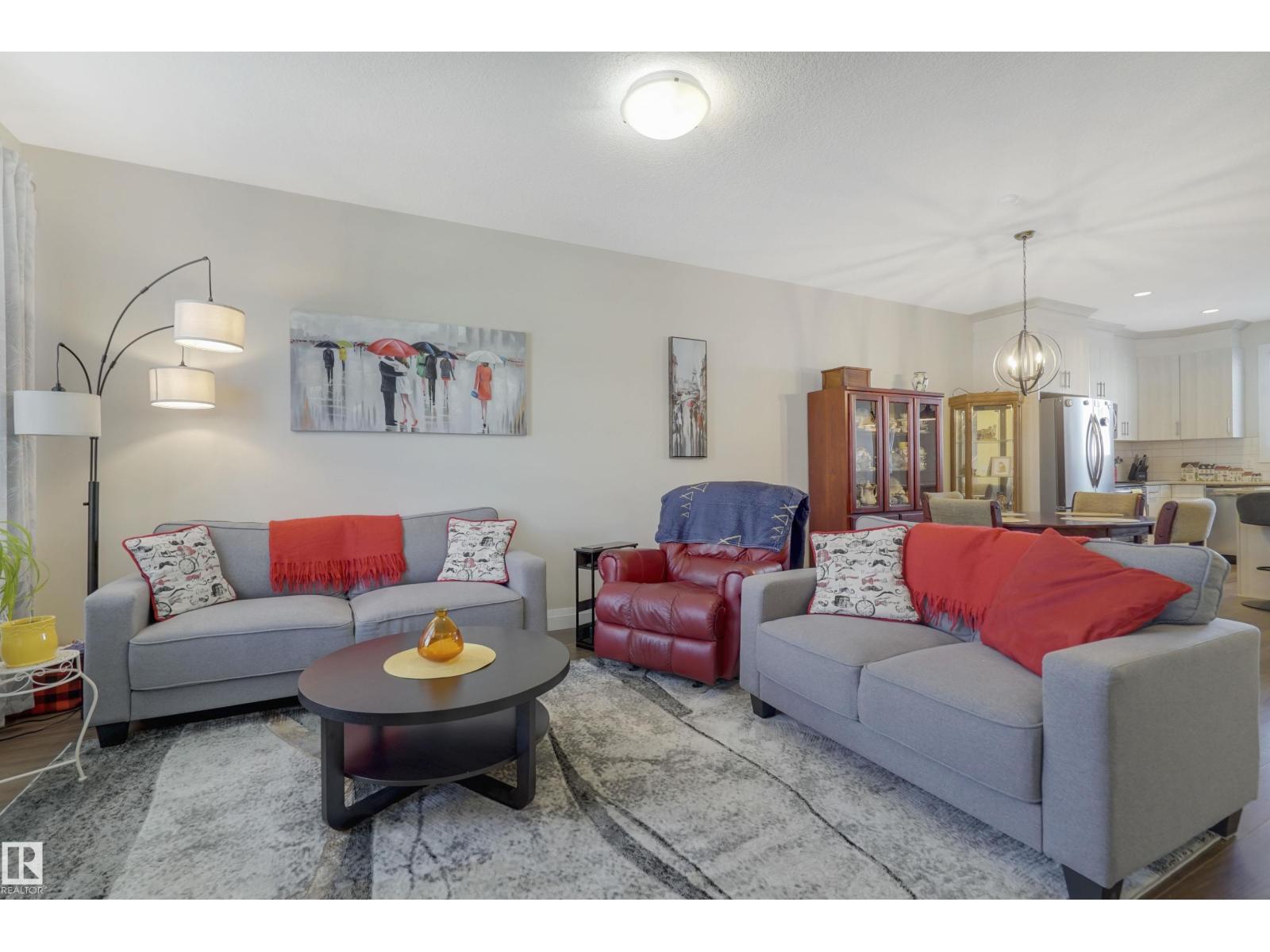 151 Gilmore Wy, Spruce Grove, Alberta  T7X 0M5 - Photo 7 - E4470095