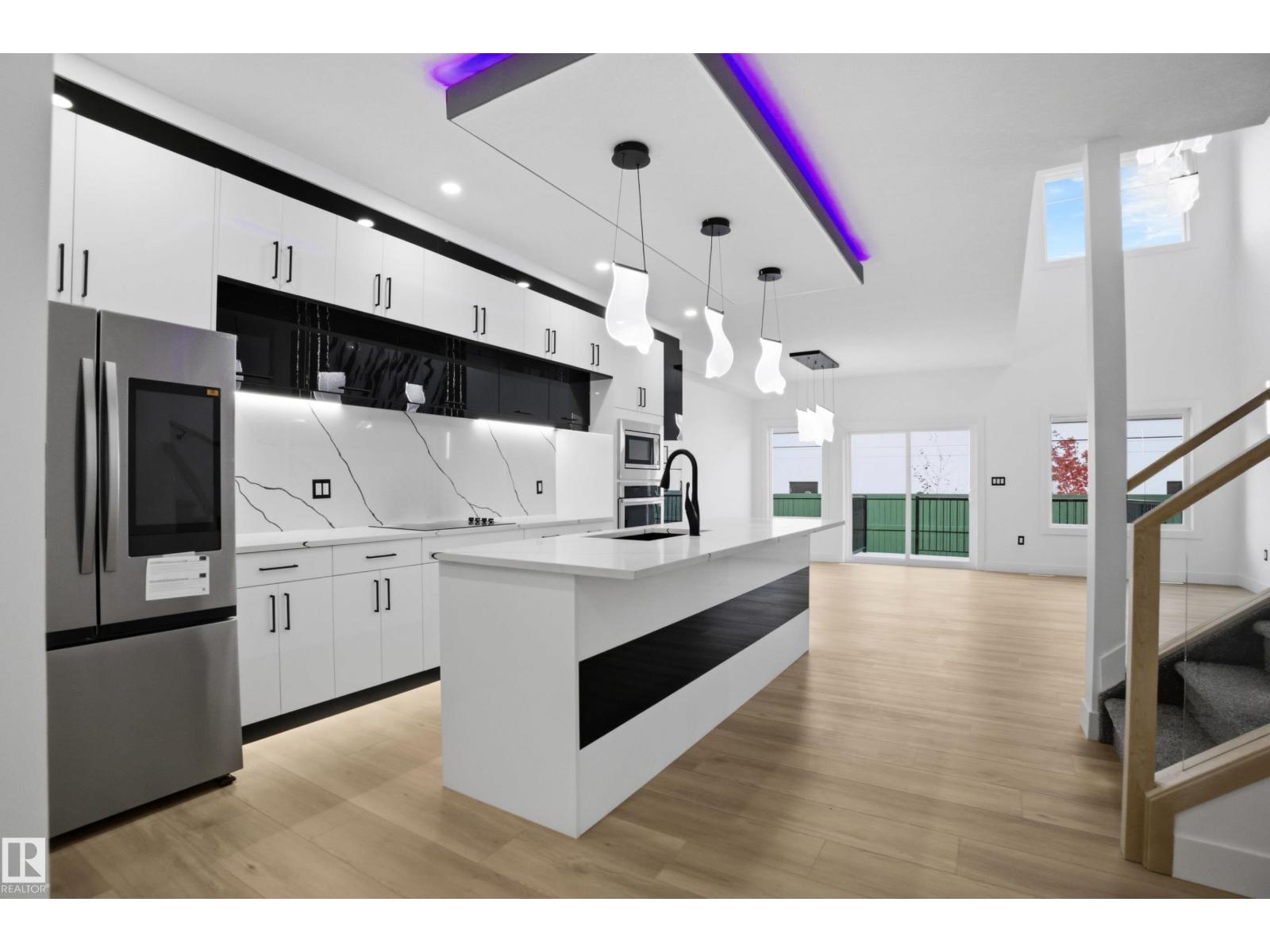 15415 20 St Nw, Edmonton, Alberta  T5Y 4H8 - Photo 4 - E4475261