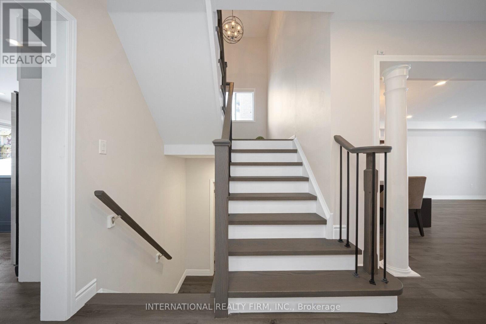 563 Hood Terrace, Milton, Ontario  L9T 0H2 - Photo 11 - W12795652