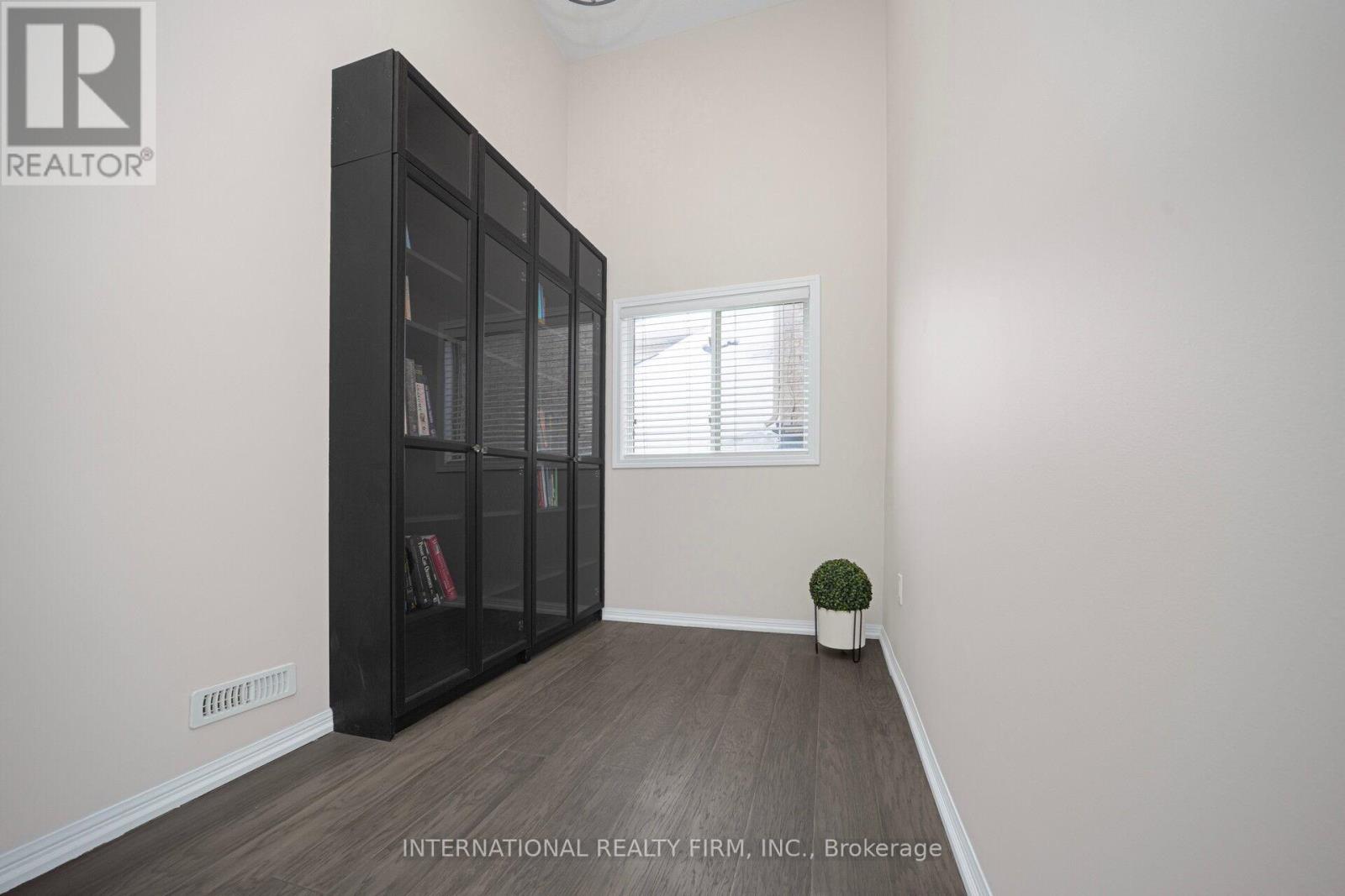 563 Hood Terrace, Milton, Ontario  L9T 0H2 - Photo 12 - W12795652