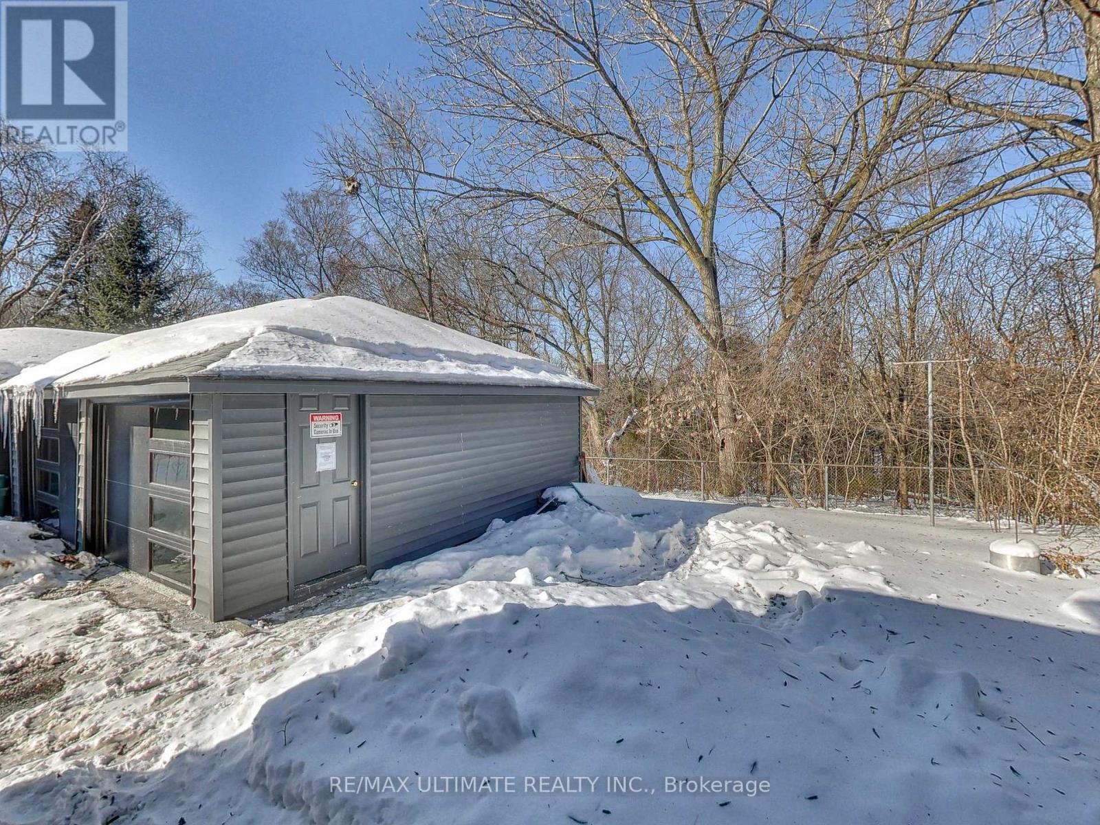 120 Edinborough Court, Toronto, Ontario  M6N 2E8 - Photo 29 - W12829060