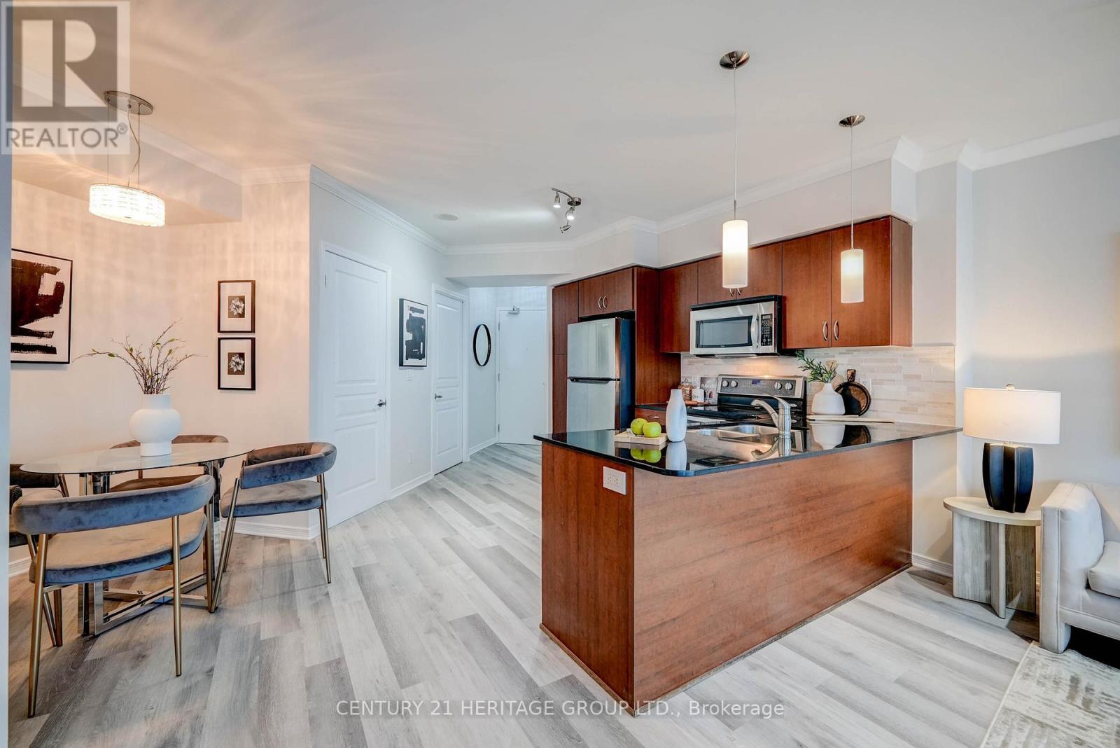 3108 - 2240 Lakeshore Boulevard W, Toronto, Ontario  M8V 0B1 - Photo 12 - W12829062